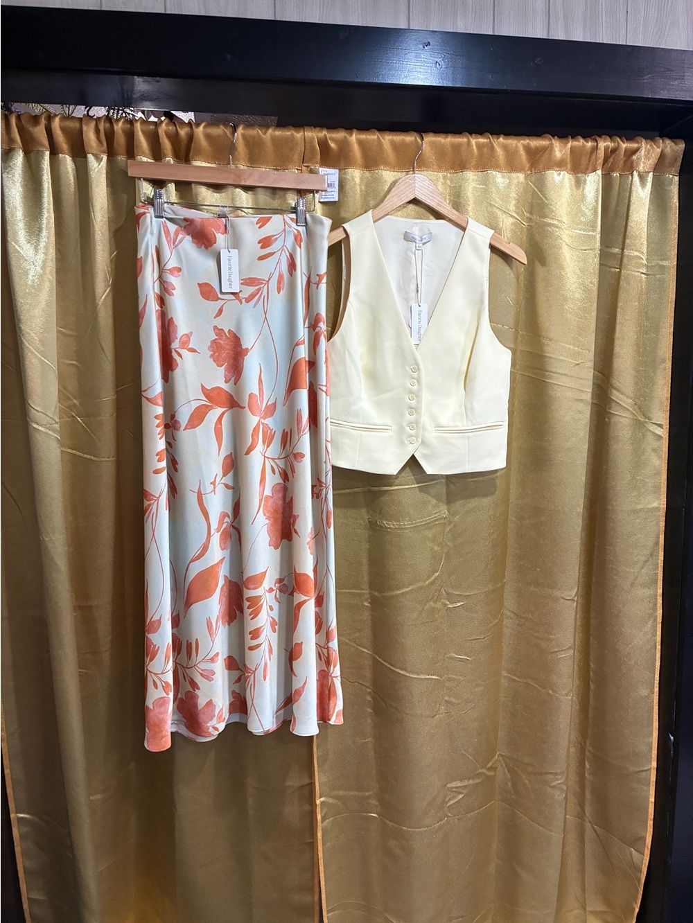 Favorite Daughter A-Line Floral Midi Skirt in Cream and Coral